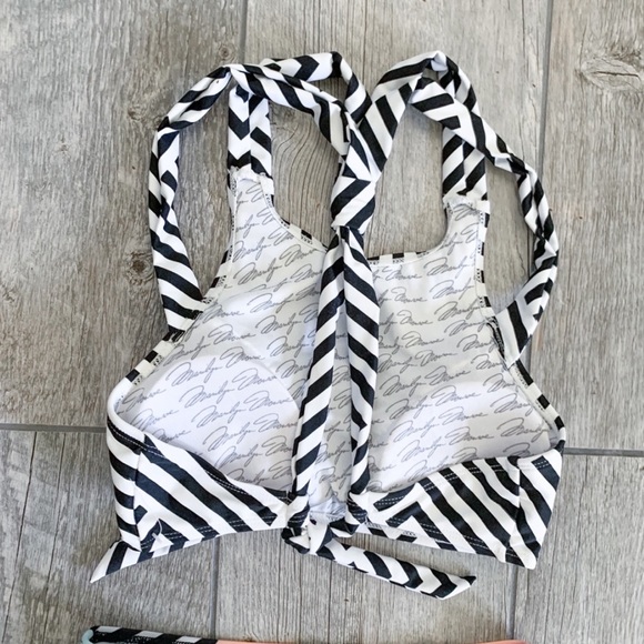 👙SALE $30 👙 NBW MODCLOTH Black and white swimsuit - Picture 7 of 10